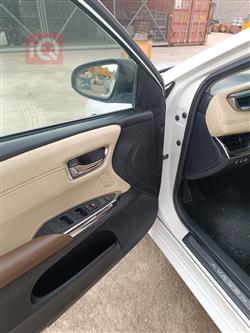 تويوتا أفالون